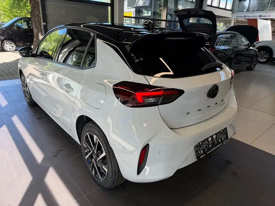 Opel Corsa - Thumbnail 11