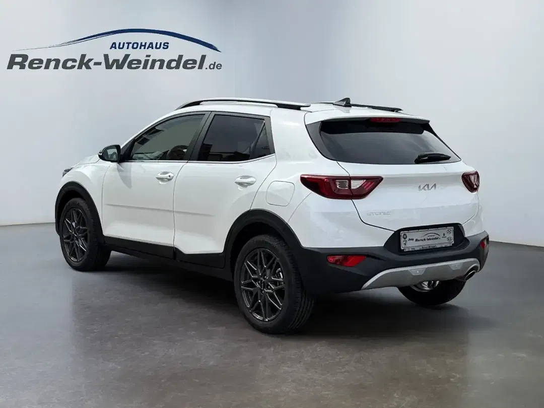 Kia Stonic - Thumbnail 3