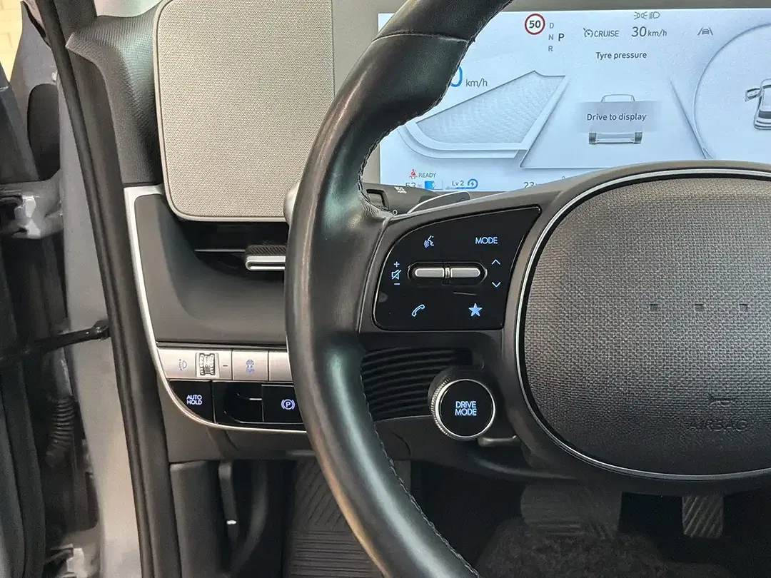 Hyundai IONIQ 5 - Thumbnail 13