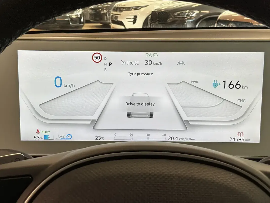 Hyundai IONIQ 5 - Thumbnail 15