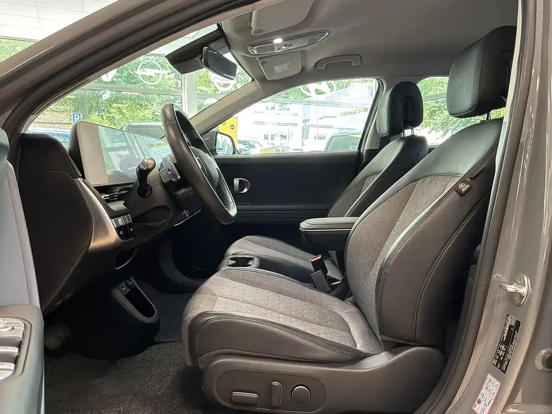 Hyundai IONIQ 5 - Thumbnail 8