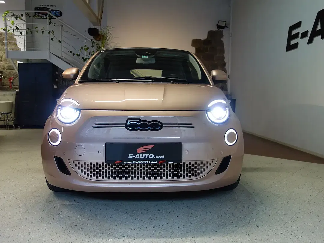 Fiat 500C - Thumbnail 2