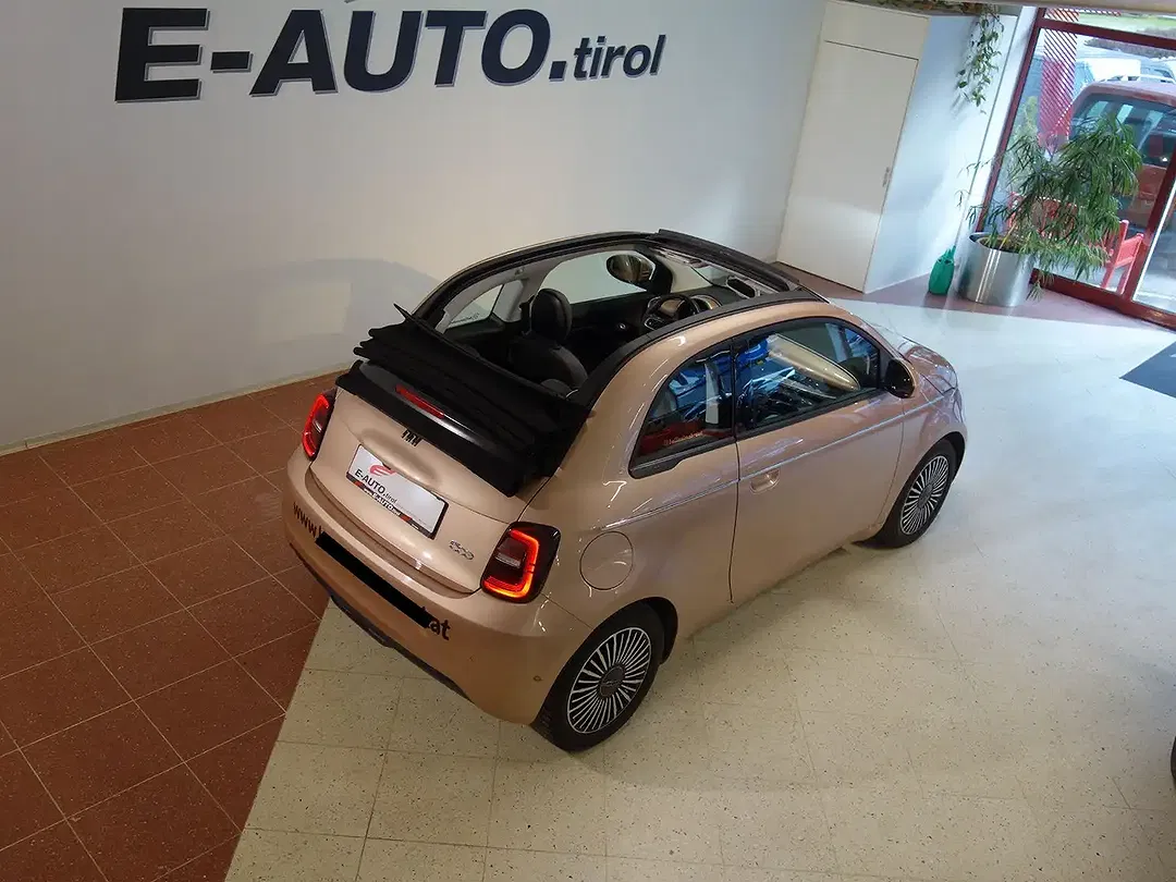 Fiat 500C - Thumbnail 9
