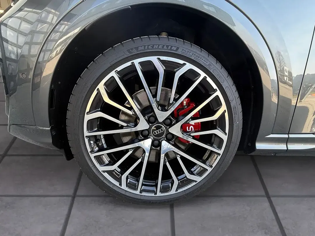 Audi SQ5 - Thumbnail 14