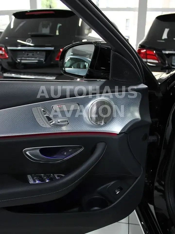Mercedes-Benz E 400 - Thumbnail 13