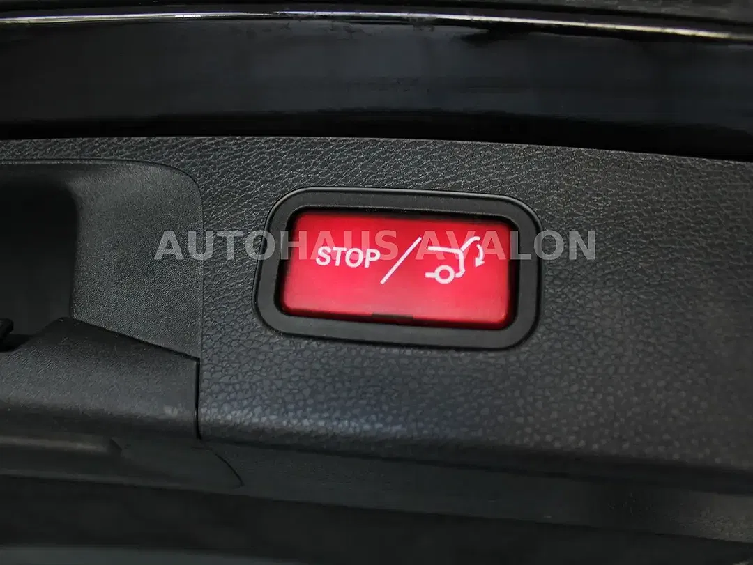 Mercedes-Benz E 400 - Thumbnail 9