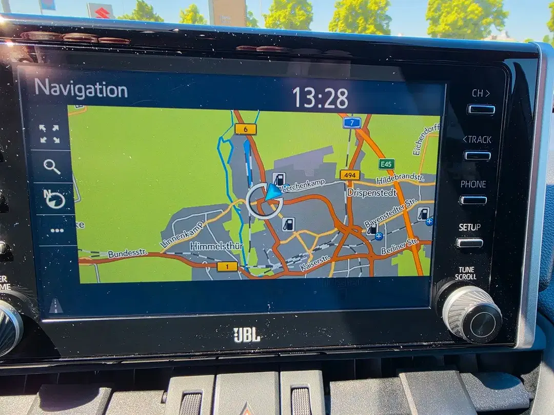 Toyota RAV 4 - Thumbnail 6