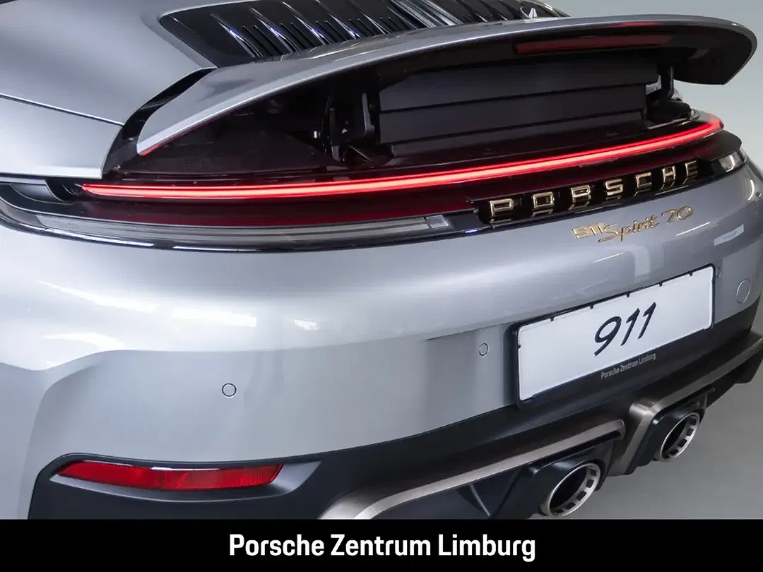 Porsche 992 - Thumbnail 10