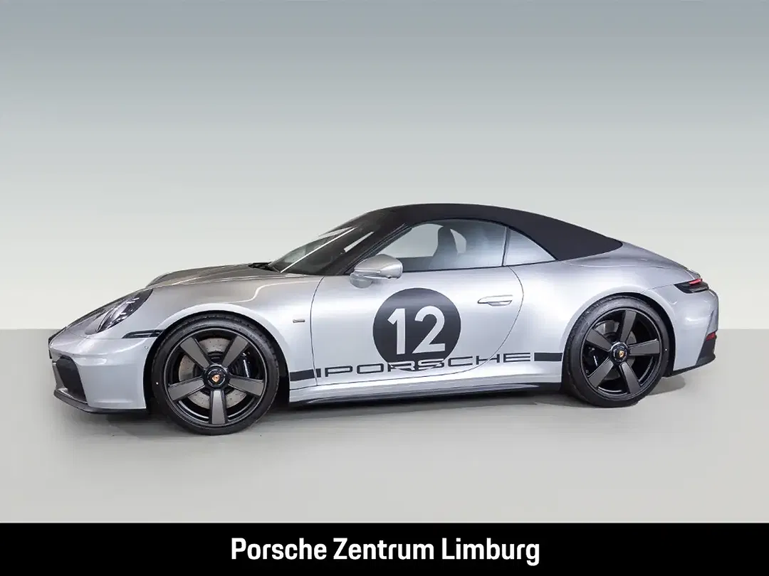 Porsche 992 - Thumbnail 2
