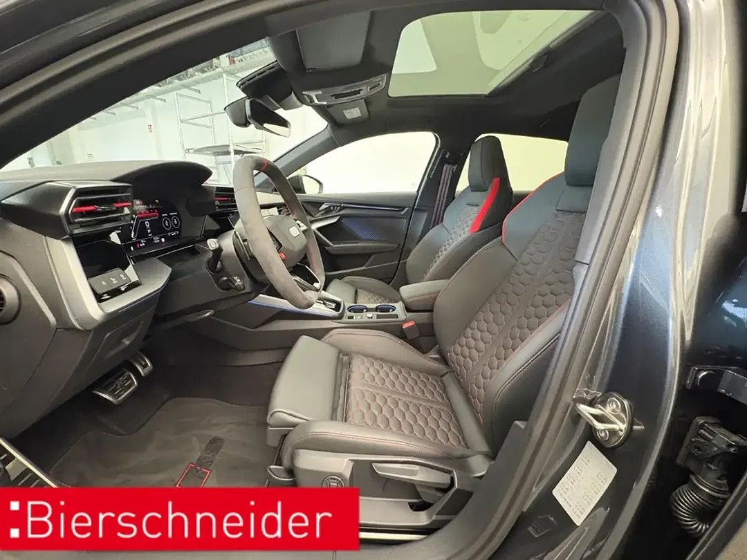 Audi RS3 - Thumbnail 8