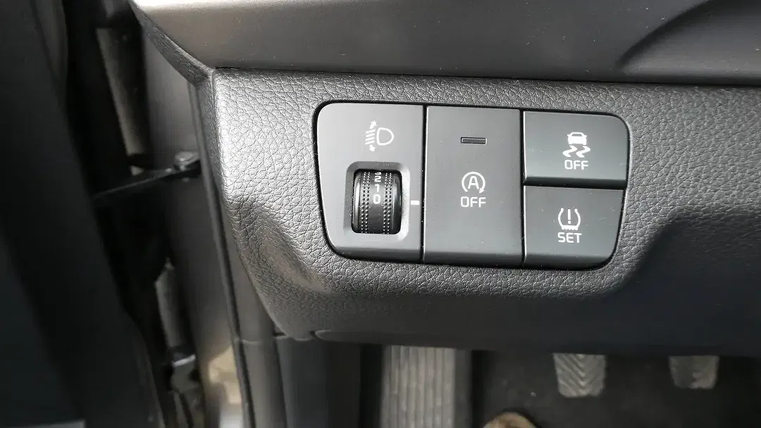 Kia Stonic - Thumbnail 13