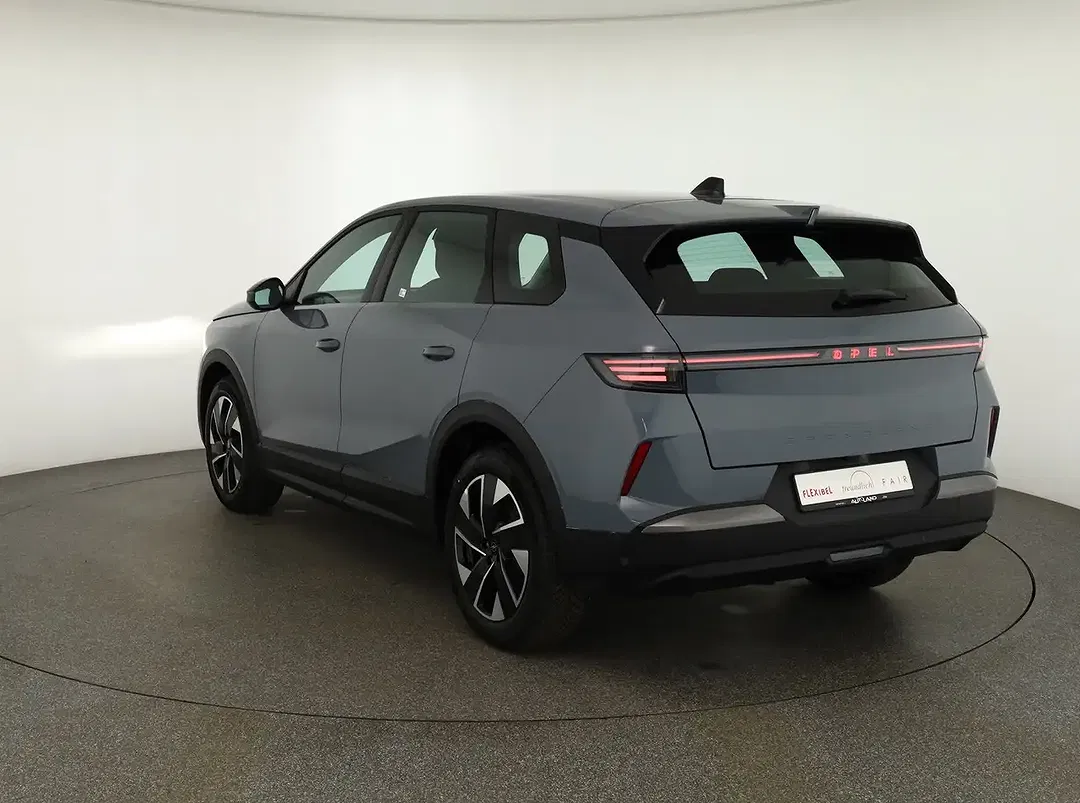 Opel Grandland - Thumbnail 2