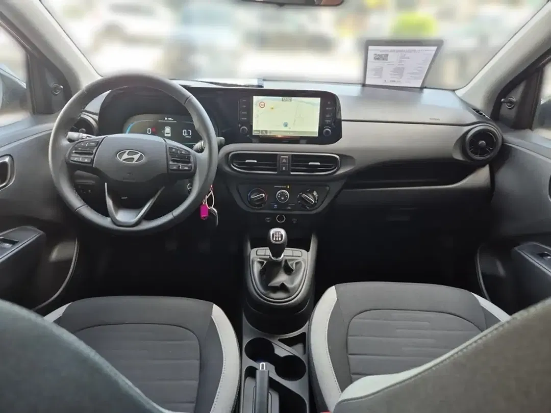 Hyundai i10 - Thumbnail 11