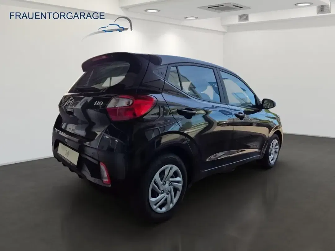 Hyundai i10 - Thumbnail 3