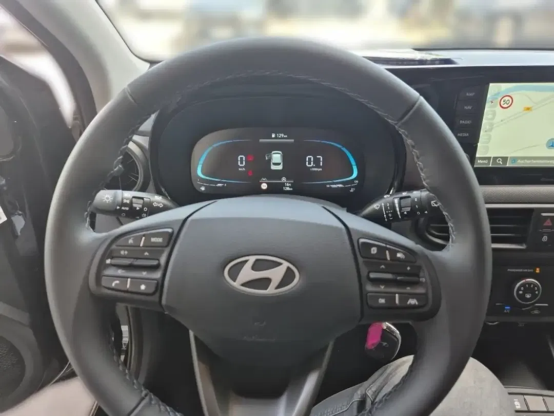 Hyundai i10 - Thumbnail 8