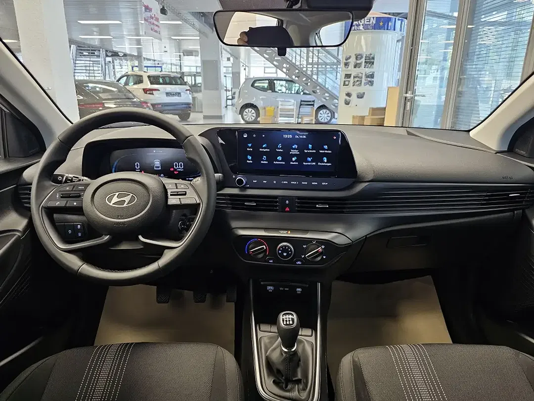 Hyundai i20 - Thumbnail 9