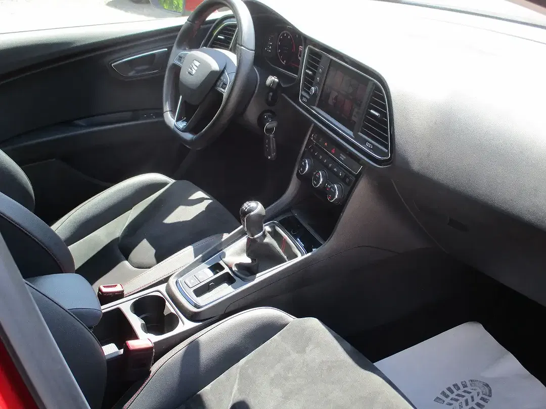 SEAT Leon - Thumbnail 6