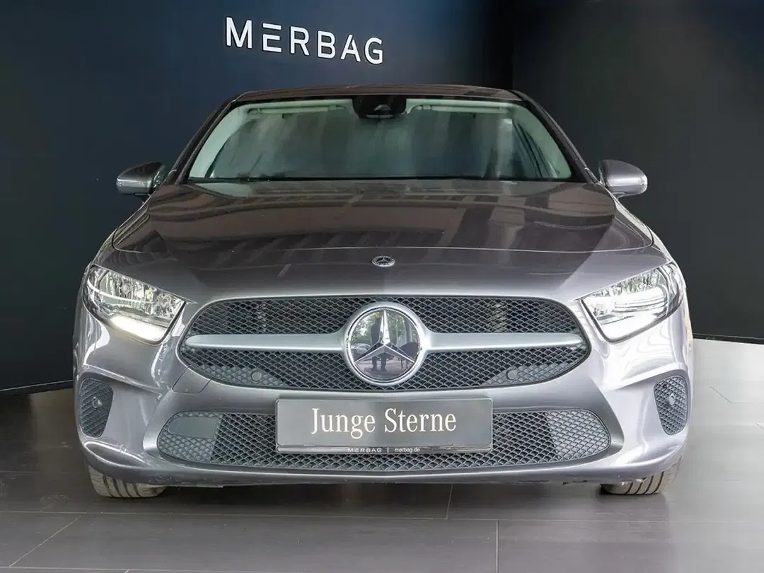 Mercedes-Benz A 180 - Thumbnail 2