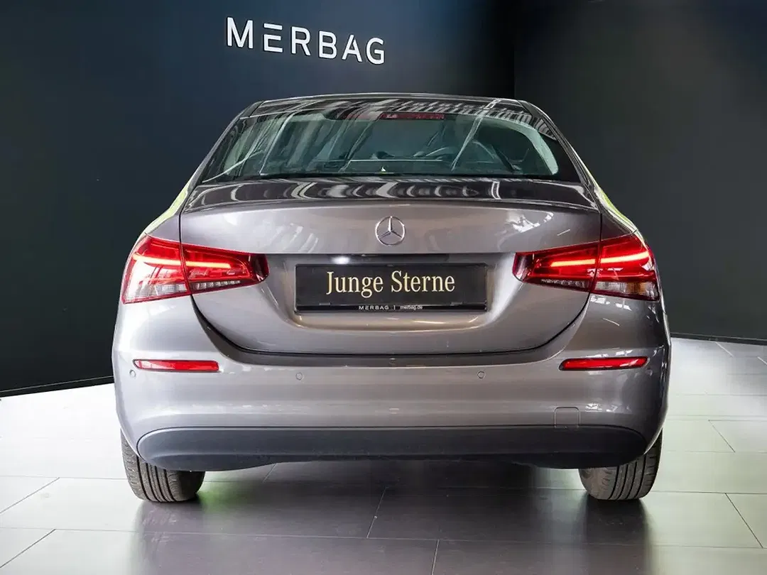 Mercedes-Benz A 180 - Thumbnail 4