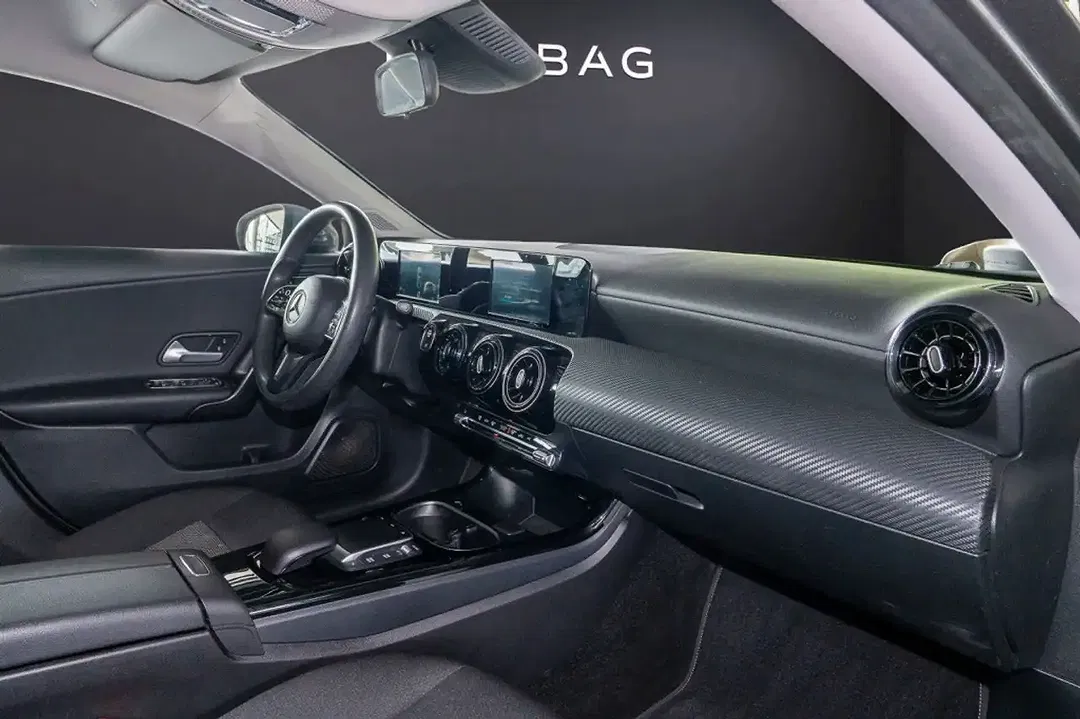 Mercedes-Benz A 180 - Thumbnail 9