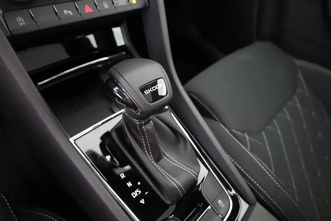 Skoda Karoq - Thumbnail 13