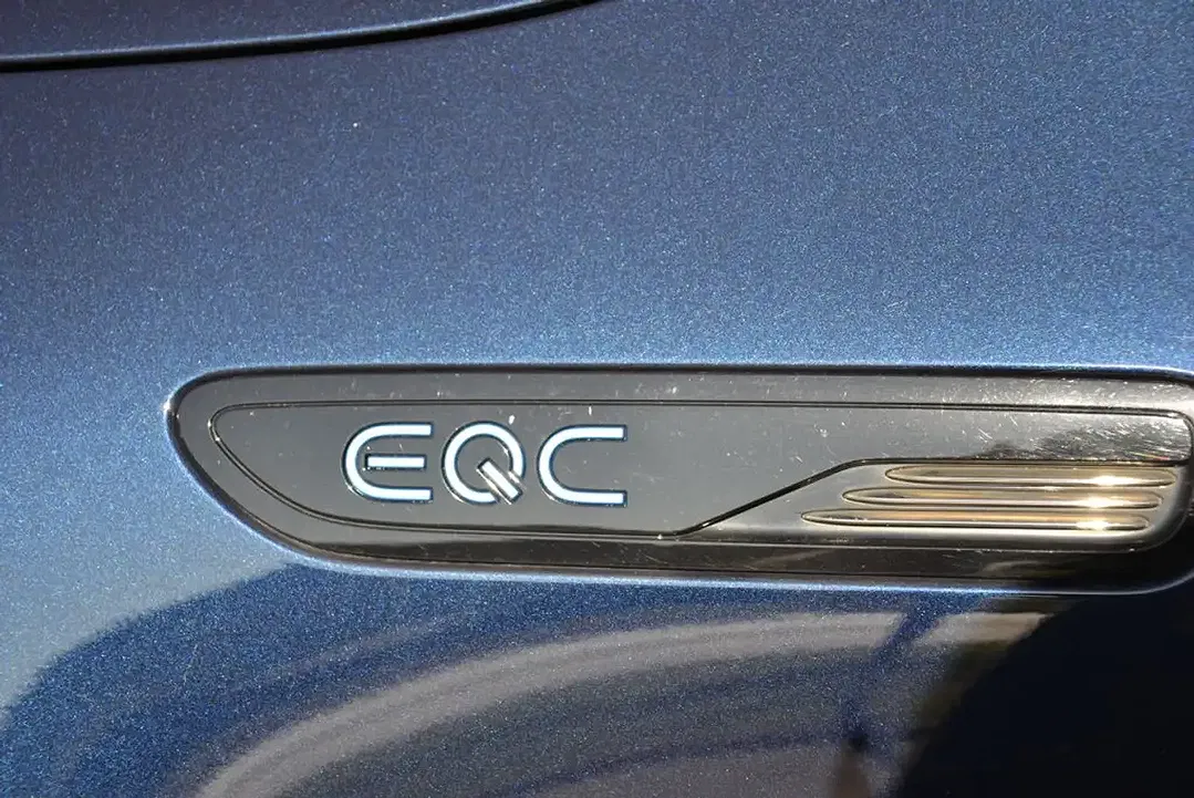 Mercedes-Benz EQC 400 - Thumbnail 22