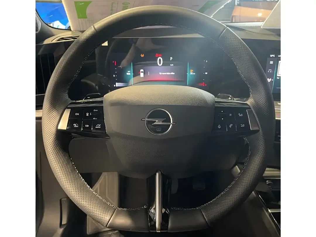 Opel Astra - Thumbnail 10