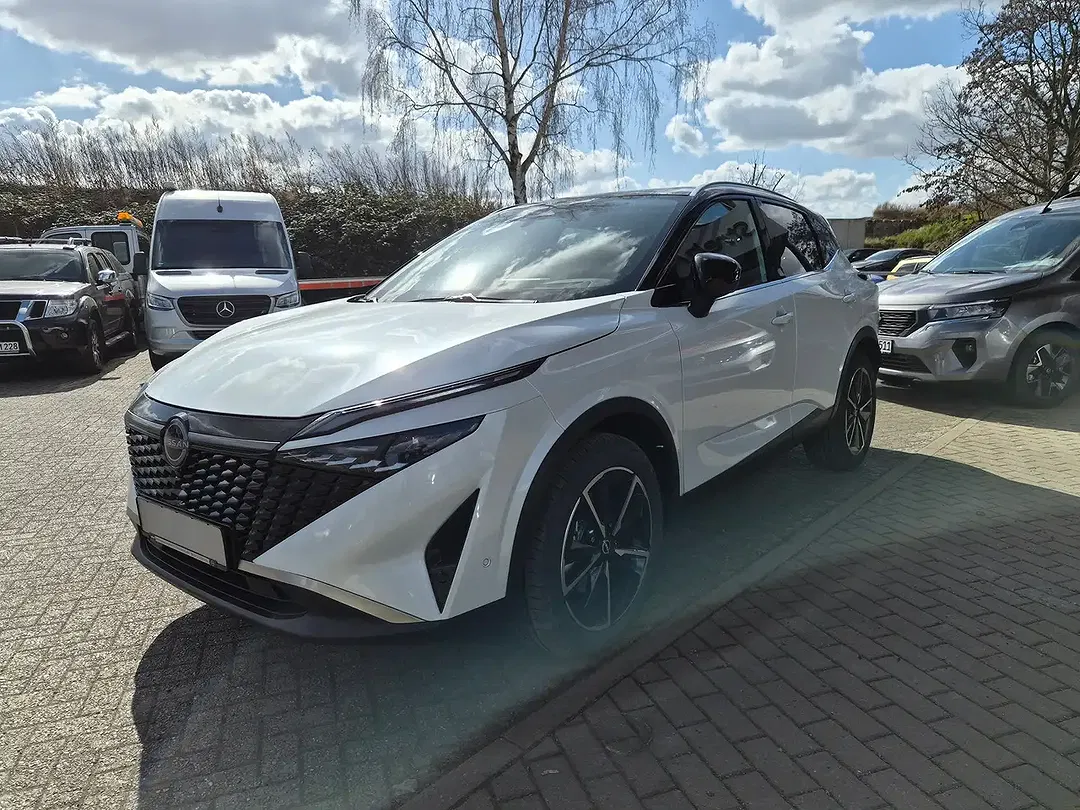 Nissan Qashqai - Thumbnail 2