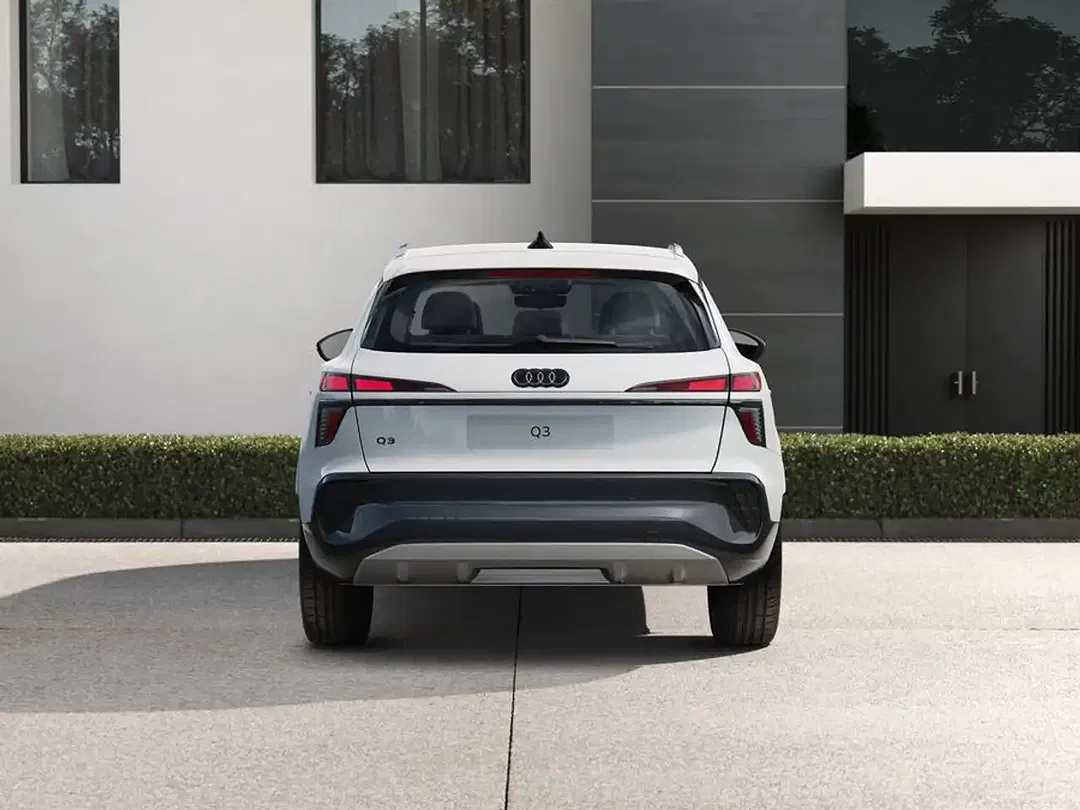 Audi Q3 - Thumbnail 9