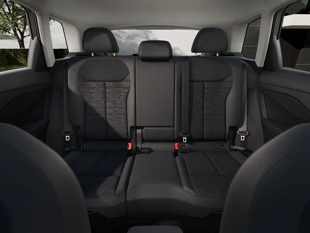 Audi Q3 - Thumbnail 5