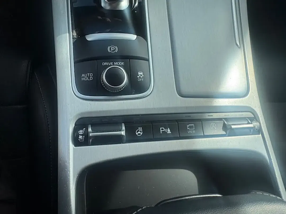 Kia Stinger - Thumbnail 4