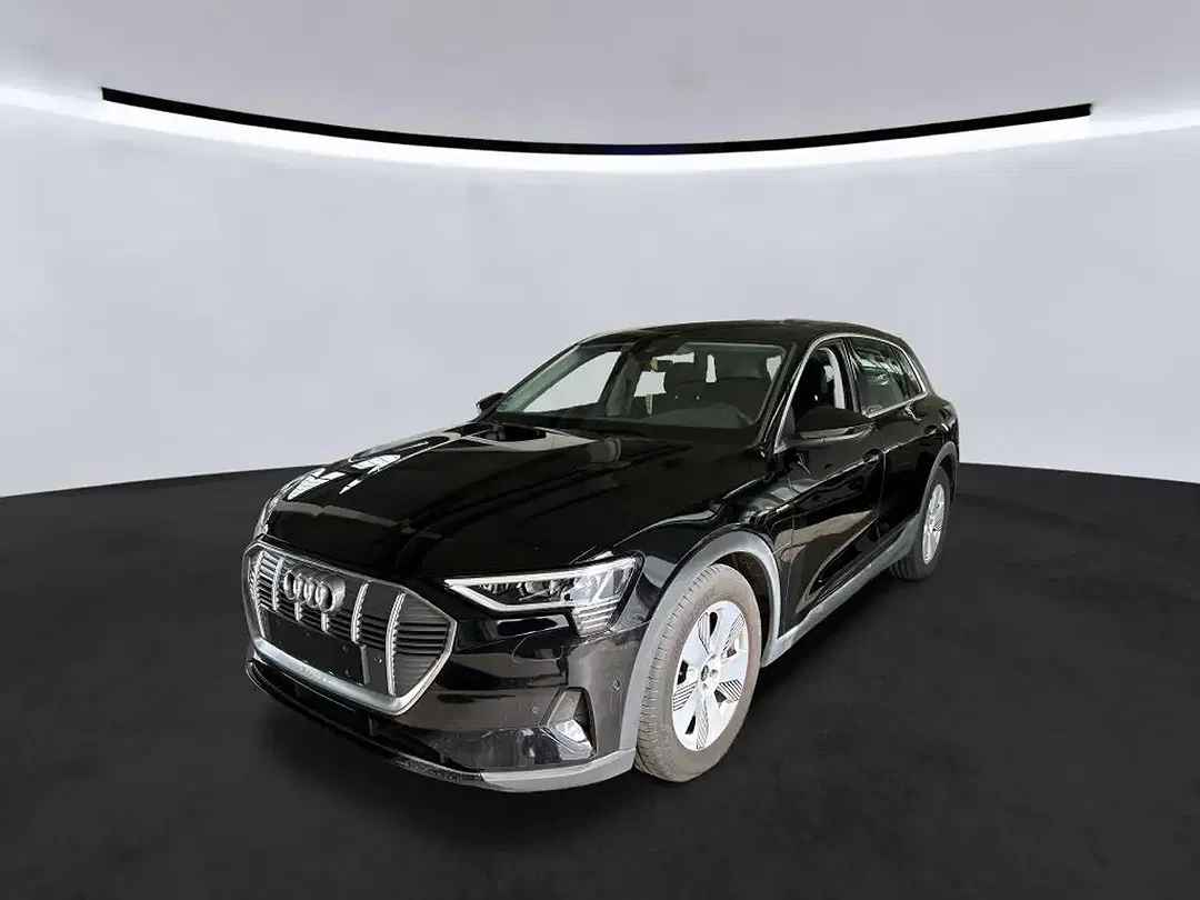 Audi e-tron 50 quattro