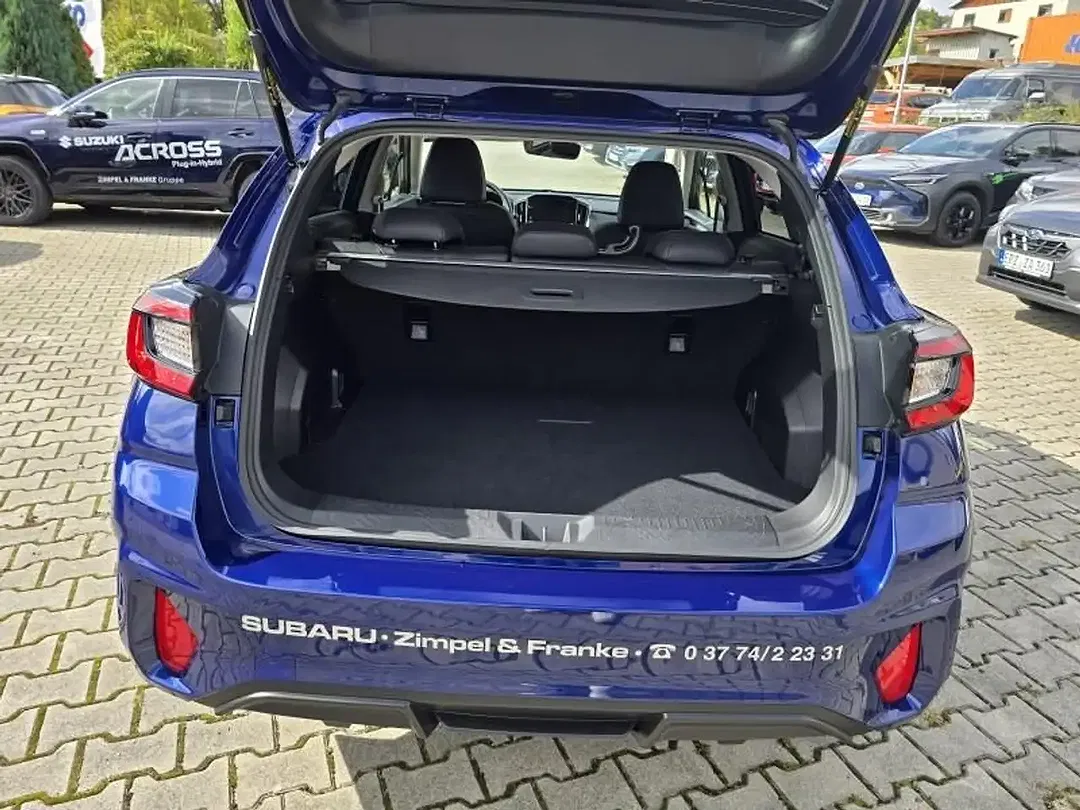 Subaru Impreza - Thumbnail 5