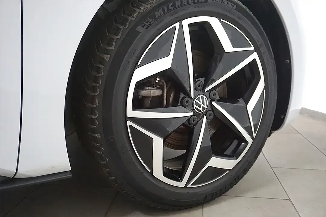Volkswagen ID.3 - Thumbnail 8