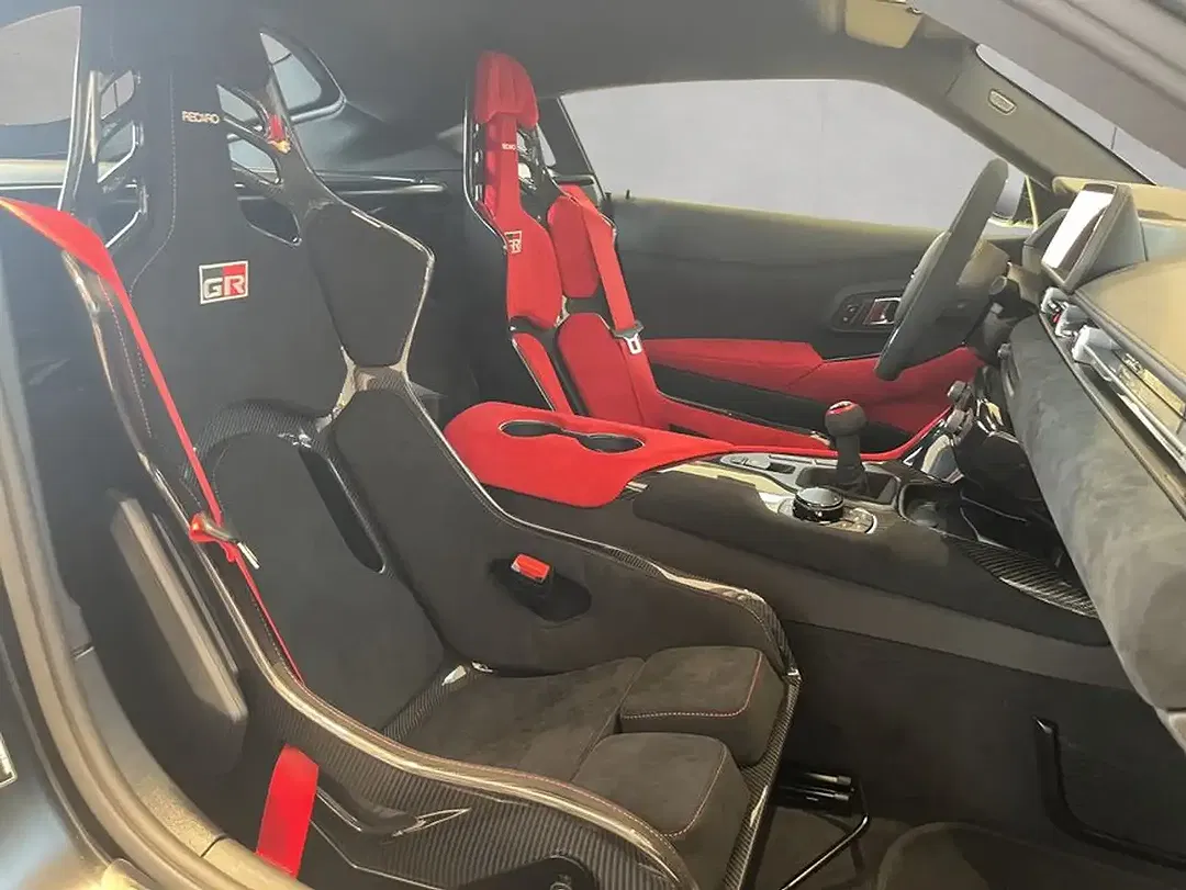 Toyota Supra - Thumbnail 11