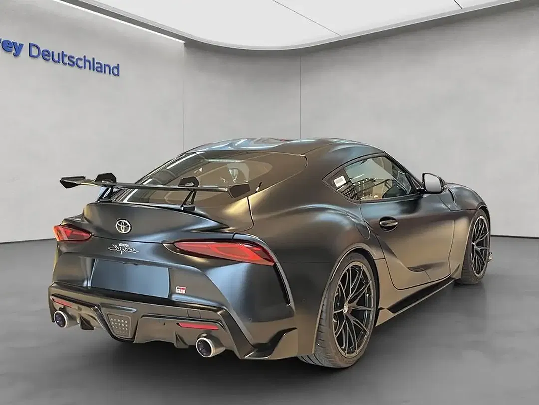 Toyota Supra - Thumbnail 5