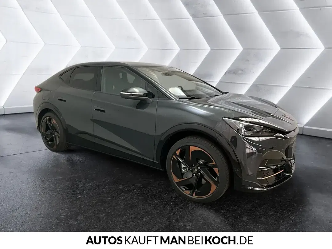 CUPRA Tavascan - Thumbnail 4