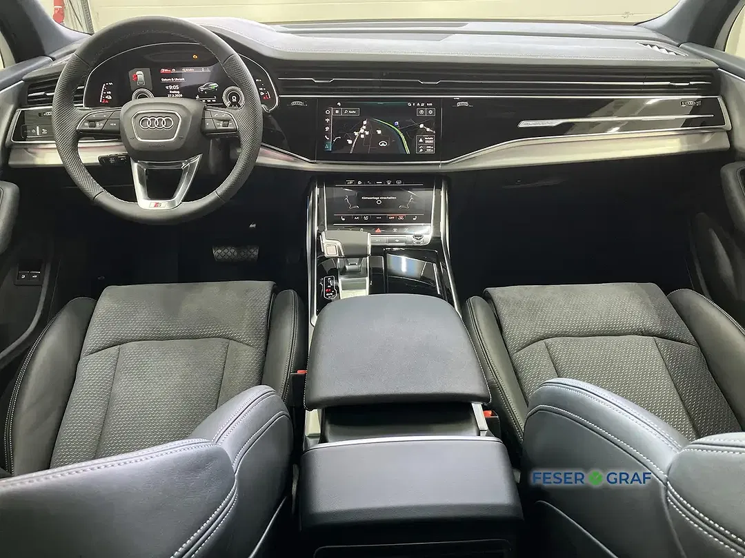 Audi Q7 - Thumbnail 13