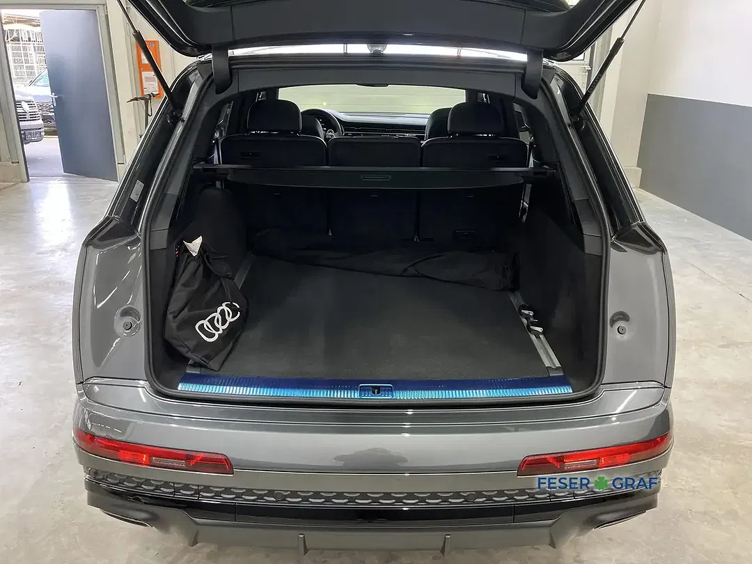 Audi Q7 - Thumbnail 15