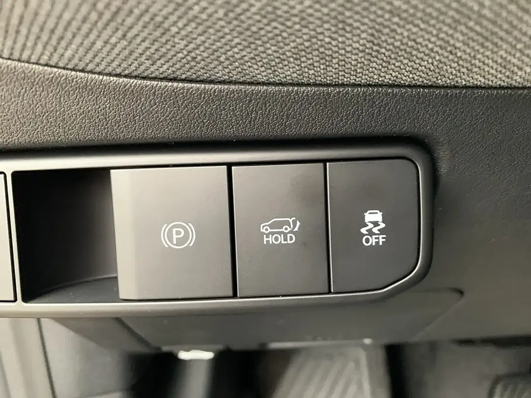 Kia EV4 - Thumbnail 12