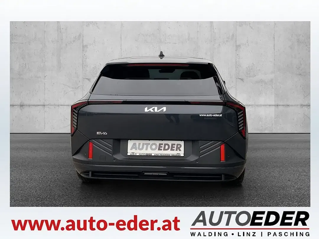 Kia EV4 - Thumbnail 6