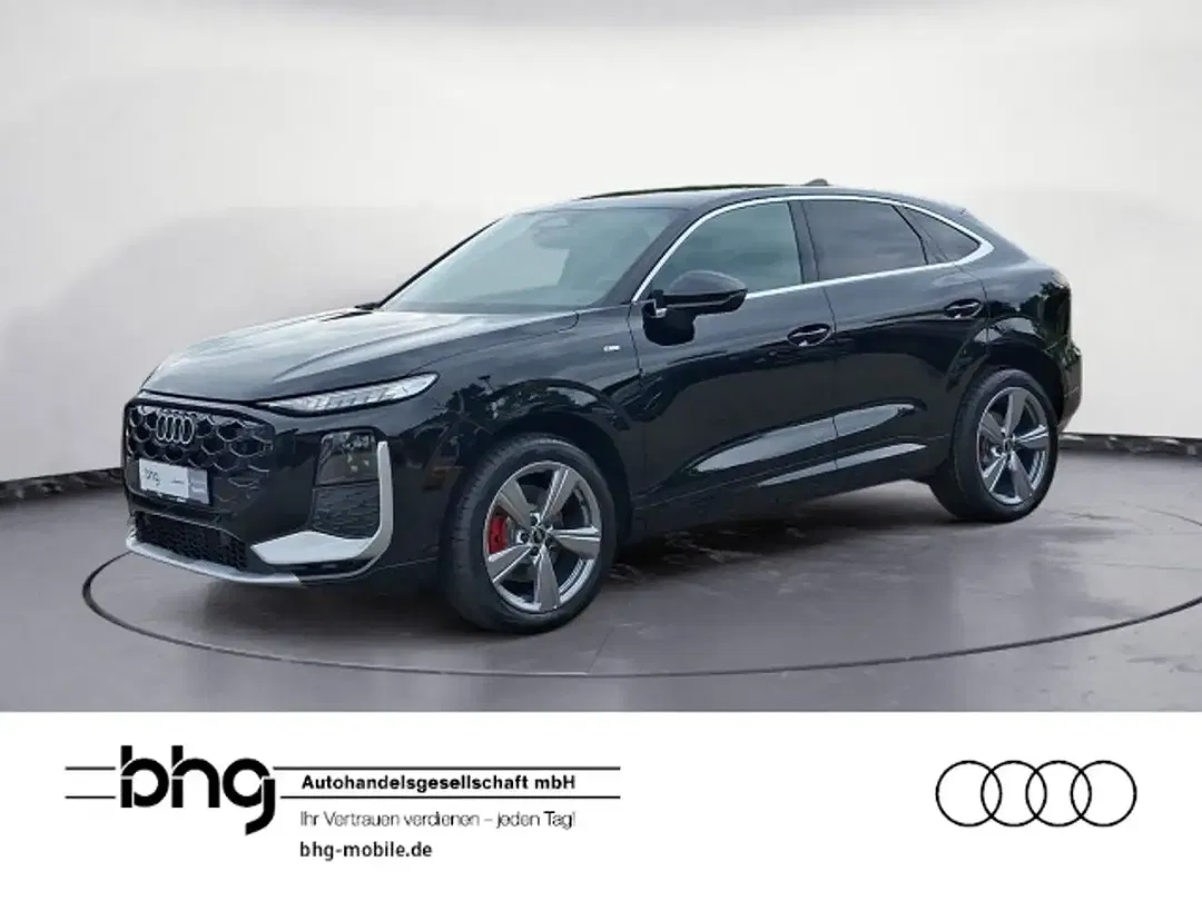 Audi Q3 - Thumbnail 1
