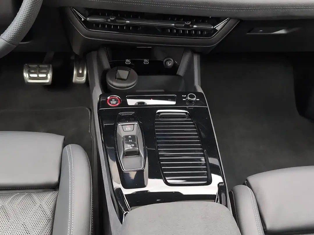 Audi S6 e-tron - Thumbnail 6