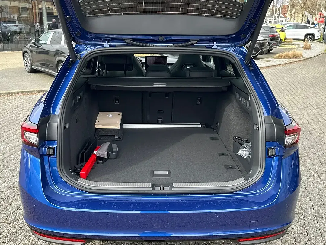 Skoda Superb - Thumbnail 14