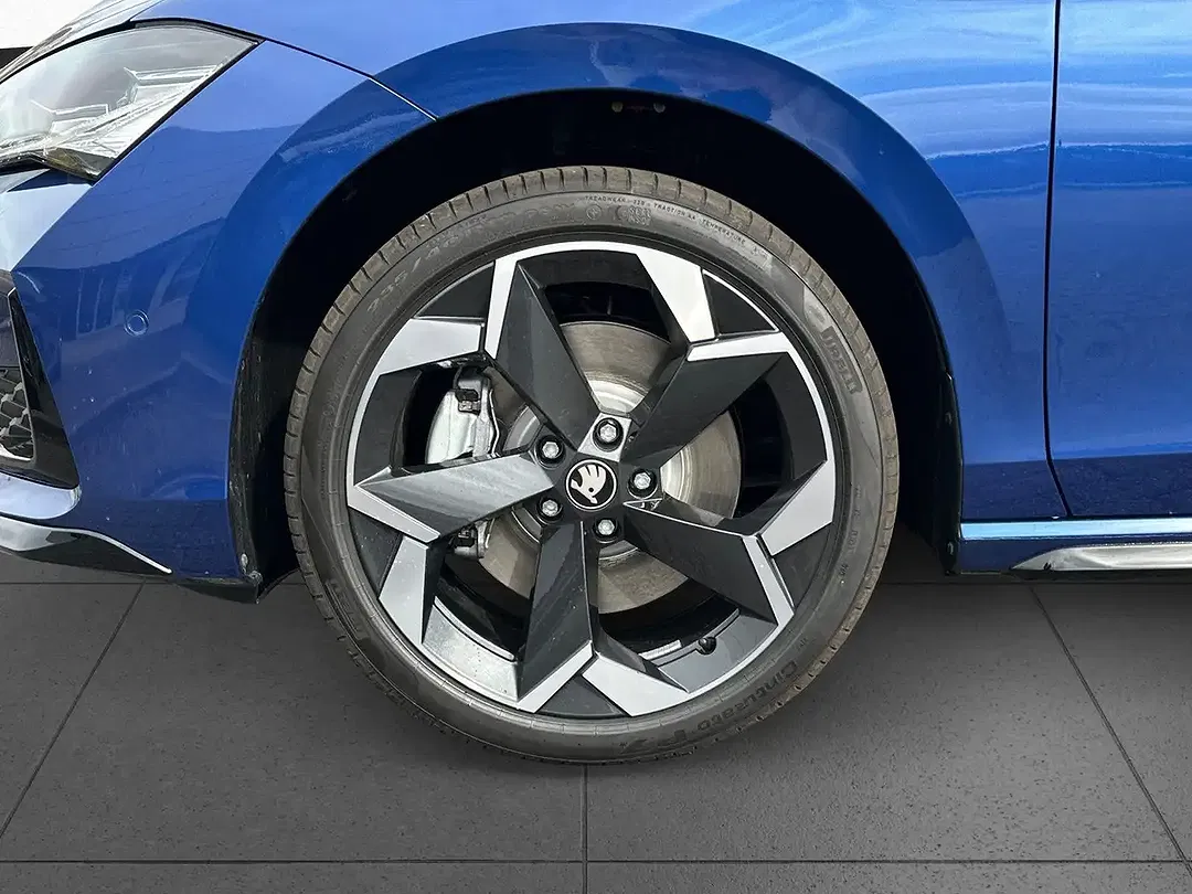 Skoda Superb - Thumbnail 7