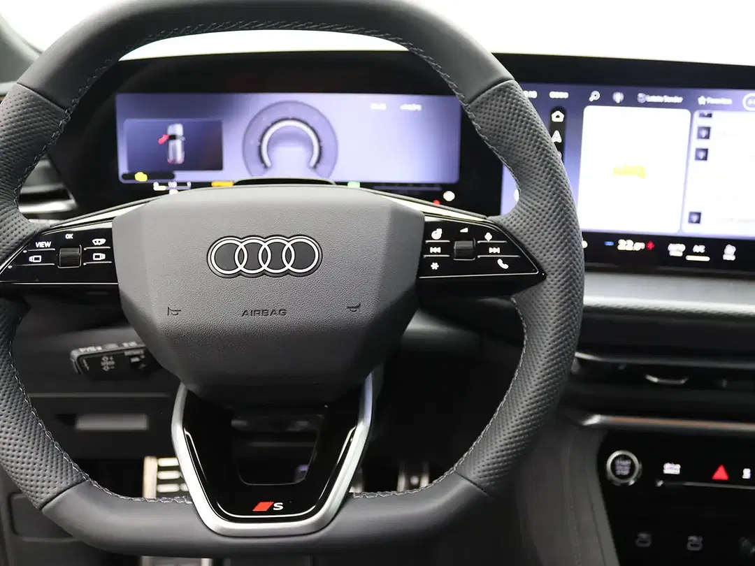 Audi Q5 - Thumbnail 11