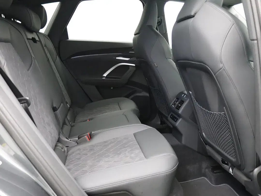 Audi Q5 - Thumbnail 6