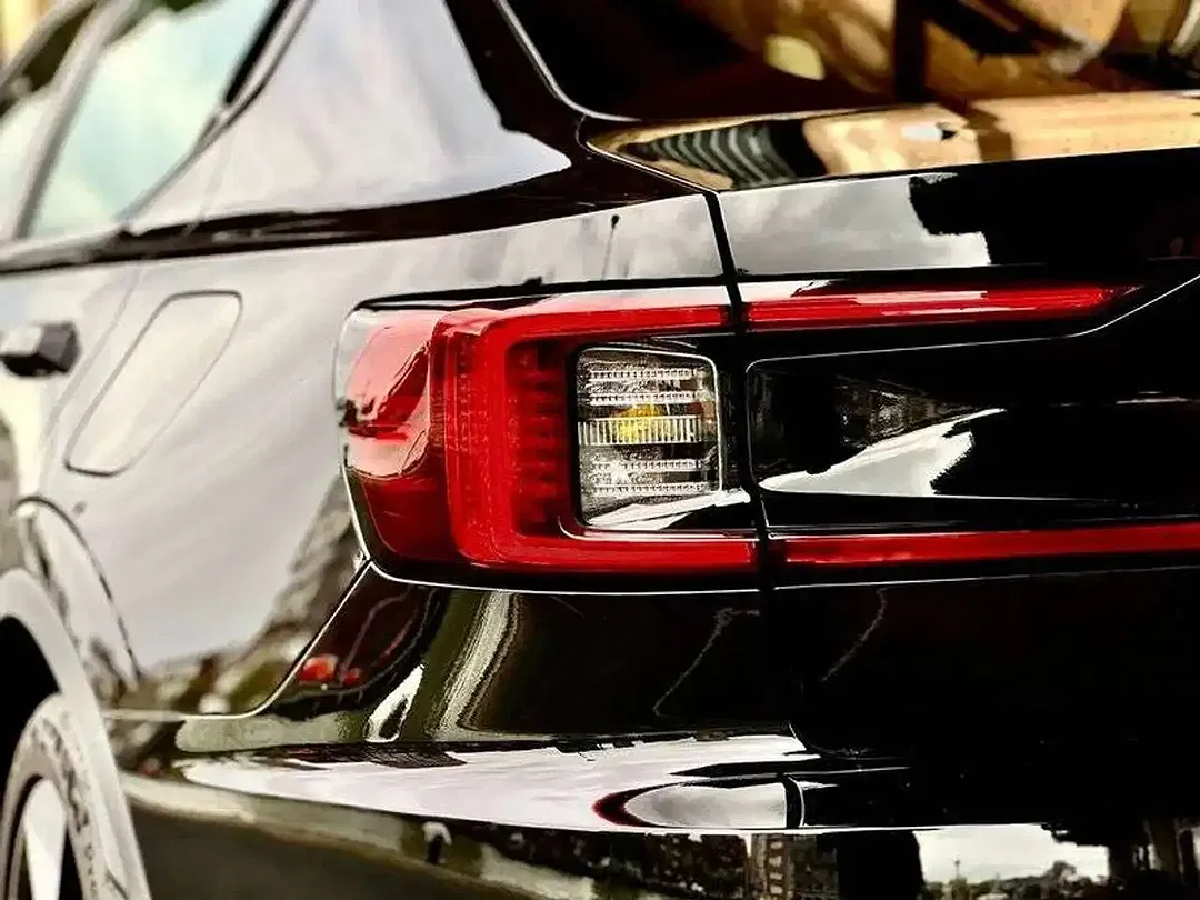 Polestar 2 - Thumbnail 5