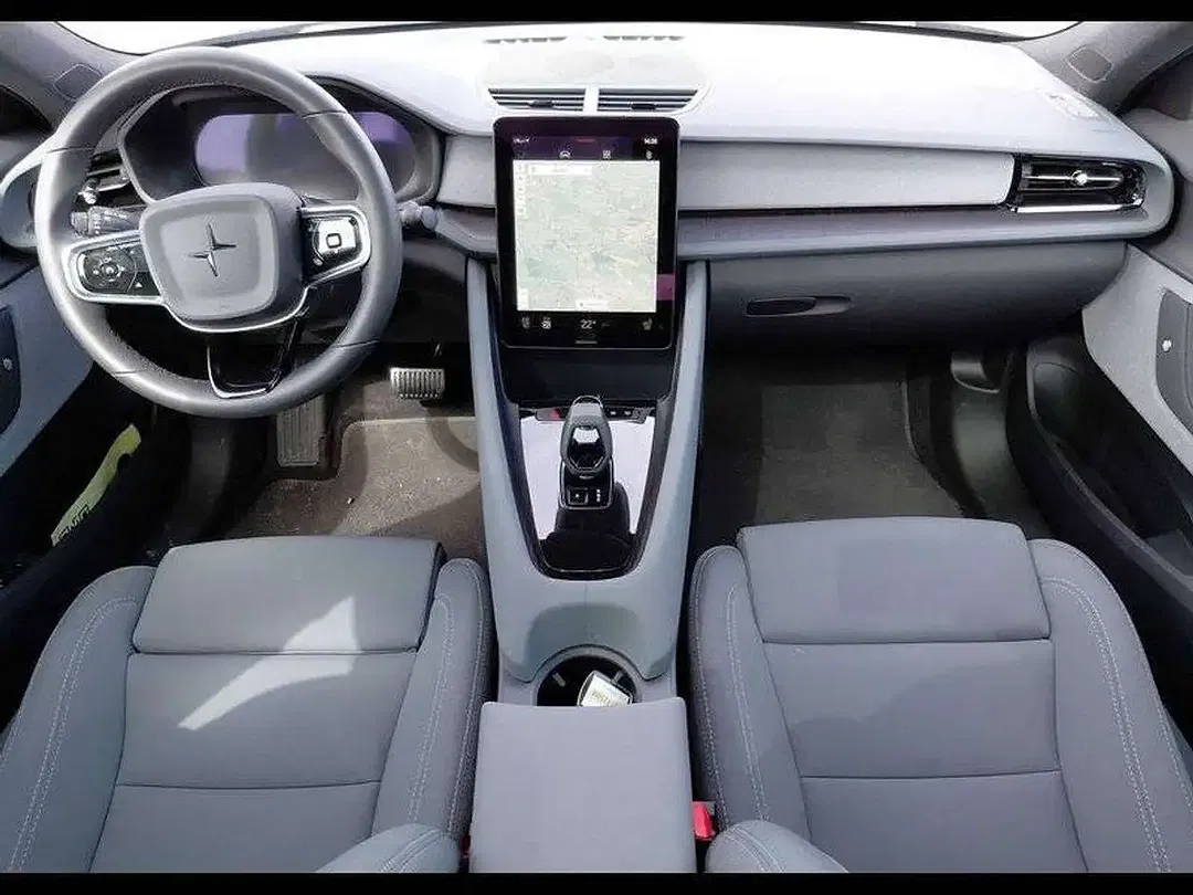 Polestar 2 - Thumbnail 6