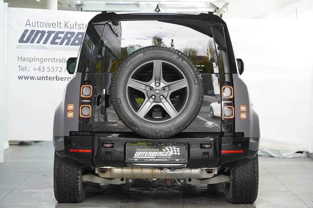 Land Rover Defender - Thumbnail 10